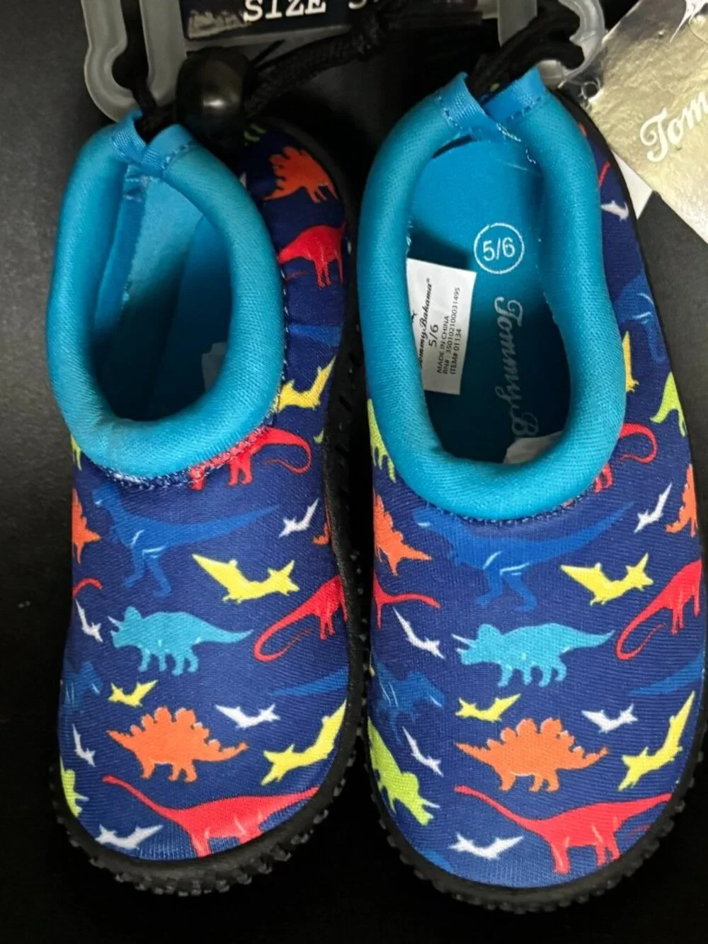 Tommy Bahama Kids Dinosaur Water Shoes Swim Shoes Blue Size 5/6 NWT